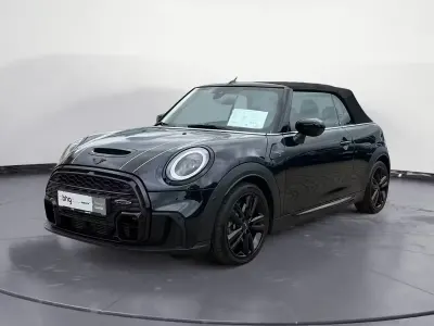 Gebraucht Mini Cooper S 178 PS (130 kW) 2023 Schwarz Kleinwagen