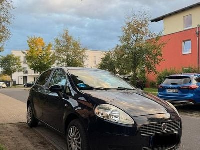Gebraucht Fiat Grande Punto 65 PS (47 kW) 2009 Blau Kleinwagen