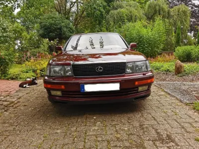 Gebraucht Lexus LS400 245 PS (180 kW) 1992 Rot Limousine