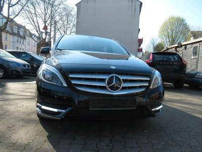 Gebraucht Mercedes B180 109 PS (80 kW) 2012 Schwarz Van / Kleinbus