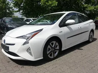 Gebraucht Toyota Prius Executive 122 PS (89 kW) 2016 Super white 2 Limousine