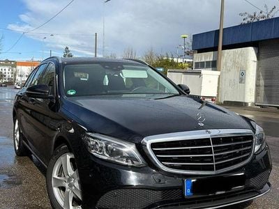 Gebraucht Mercedes C220 Avantgarde 194 PS (142 kW) 2021 Schwarz Kombi