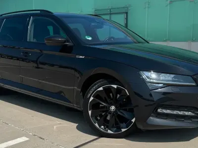 Gebraucht Skoda Superb SportLine 218 PS (160 kW) 2020 Schwarz Kombi