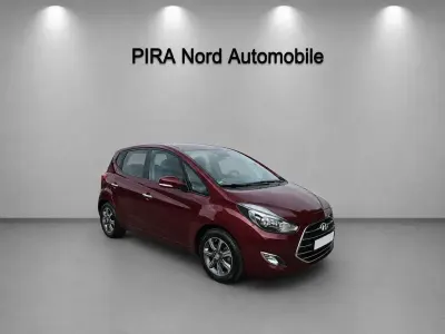 Gebraucht Hyundai ix20 Trend 125 PS (91 kW) 2016 Rot Kleinwagen
