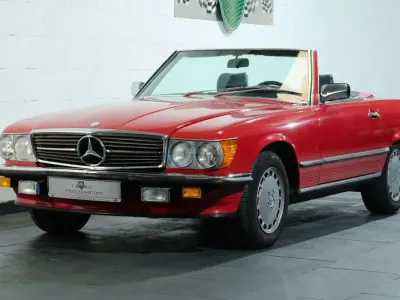 Używany Mercedes 560 227 KM (166 kW) 1989 Czerwony Kabriolet