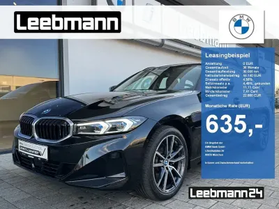 Gebraucht BMW 330e Sport Line 292 PS (214 kW) 2024 Saphirschwarz (metallic) Kombi