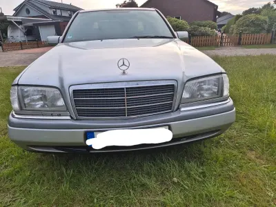 Gebraucht Mercedes C180 Elegance 122 PS (89 kW) 1994 Silber Limousine