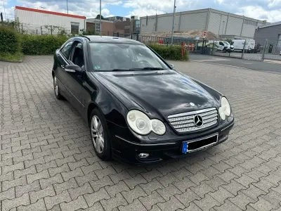 Gebraucht Mercedes C230 204 PS (150 kW) 2007 Schwarz Coupé