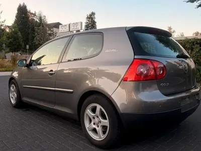 Gebraucht VW Golf V 80 PS (58 kW) 2006 Grau Kleinwagen