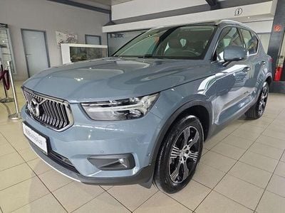 Usado Volvo XC40 Inscription 197 HP (144 kW) 2022 Cinzento SUV