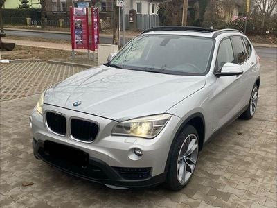 Silber Gebraucht 2012 BMW X1 Sport Line SUV | 8.200 € (Guter Preis)