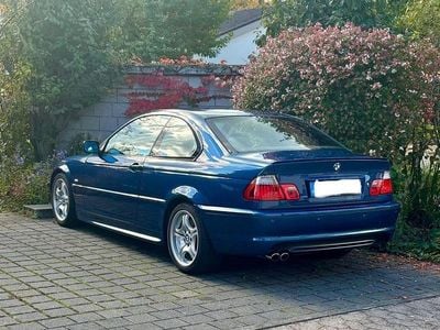Usata BMW 330 Sport Line 231 CV (169 kW) 2002 Blu Coupé