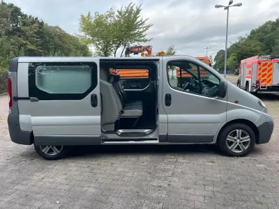Gebraucht Opel Vivaro 115 PS (84 kW) 2014 Grau Van / Kleinbus