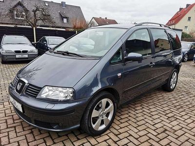 Grau Gebraucht 2008 Seat Alhambra Van / Kleinbus | 4.900 € (Teuer)