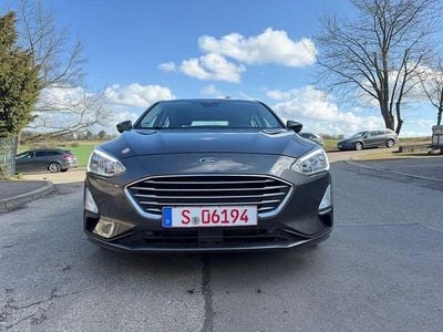 Gebraucht Ford Focus Cool & Connect 151 PS (111 kW) 2019 Grau Limousine