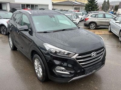 Gebraucht Hyundai Tucson Intro Edition 132 PS (97 kW) 2015 Schwarz SUV