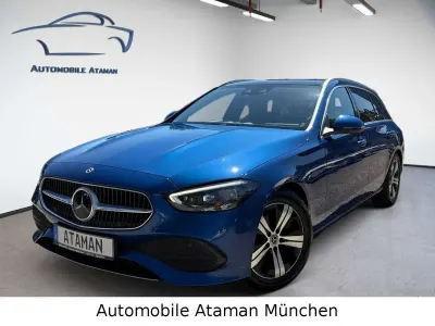 Gebraucht Mercedes C200 Avantgarde 163 PS (119 kW) 2023 Blau Kombi