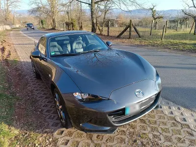 Second-hand Mazda MX5 Sports-Line 160 CP (117 kW) 2017 Gri Cabrio