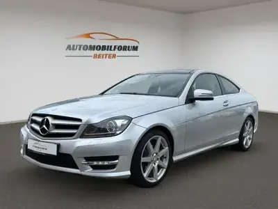 Używany Mercedes C250 AMG 204 KM (150 kW) 2015 Srebrny Coupe