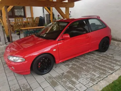 Gebraucht Mitsubishi Colt 140 PS (102 kW) 1994 Rot Limousine