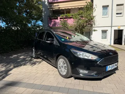 Gebraucht Ford Focus Business Edition 120 PS (88 kW) 2016 Schwarz Limousine