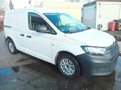 Gebraucht VW Caddy 102 PS (75 kW) 2022 Weiß Van / Kleinbus