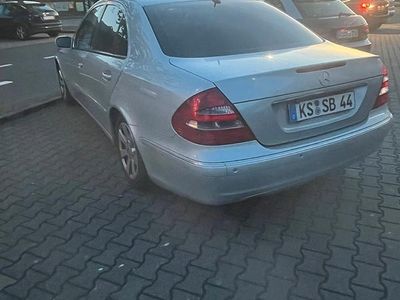 Mercedes E220