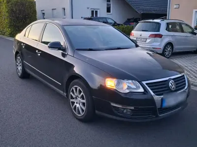 Gebraucht VW Passat 115 PS (84 kW) 2005 Schwarz Limousine