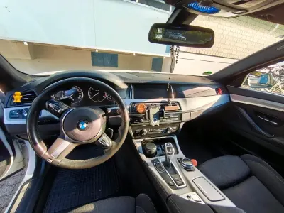 Gebraucht BMW 530 M Sport 258 PS (189 kW) 2014 Weiß Limousine