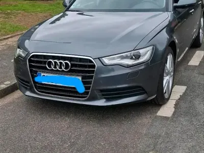 Gebraucht Audi A6 Comfort 177 PS (130 kW) 2012 Grau Kombi