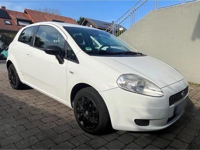Usata Fiat Punto 77 CV (56 kW) 2008 Bianco Utilitaria