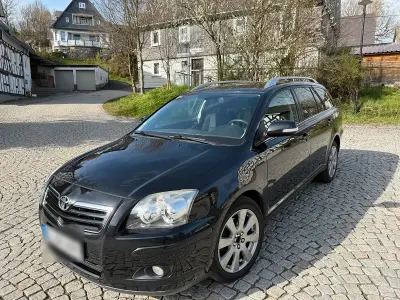 Gebraucht Toyota Avensis 147 PS (108 kW) 2009 Schwarz Kombi