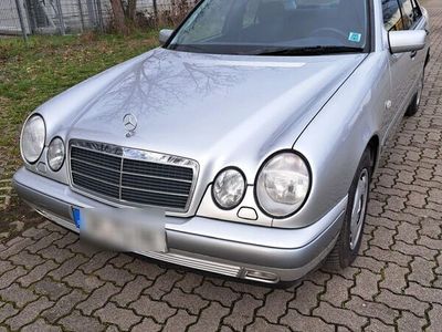 gebraucht Mercedes E220 CDI Rentner Fahrzeug