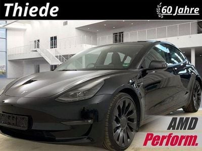 Begagnad Tesla Model 3 Performance 461 kW (627 HK) 2022 Svart Sedan