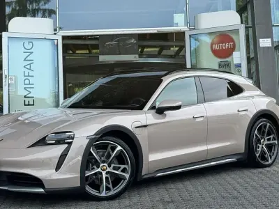 Brugt Porsche Taycan Cross Turismo 350 kW (476 HK) 2023 Beige Sedan