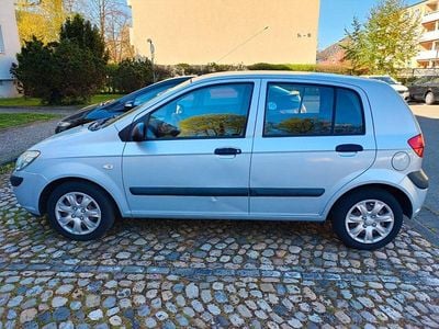 Gebraucht Hyundai Getz Edition+ 67 PS (49 kW) 2009 Silber Kleinwagen