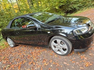 Gebraucht Opel Astra Cabriolet 147 PS (108 kW) 2004 Schwarz Cabrio