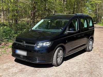 Second-hand VW Caddy Life 124 CP (91 kW) 2021 Negru Monovolum