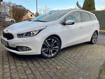 Gebraucht 2014 Kia Ceed Premium Kleinwagen | 4.850 € (Guter Preis)