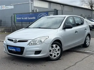 Gebraucht Hyundai i30 Edition+ 109 PS (80 kW) 2007 Silber Kleinwagen
