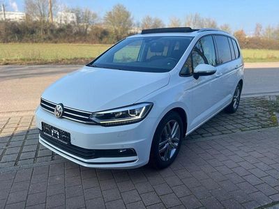 Gebraucht VW Touran Sound 150 PS (110 kW) 2017 Weiß Van / Kleinbus