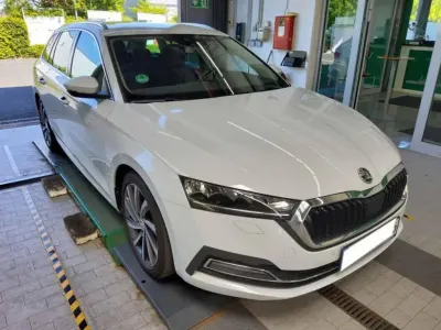 Gebraucht Skoda Octavia Style 150 PS (110 kW) 2022 Weiß Kombi