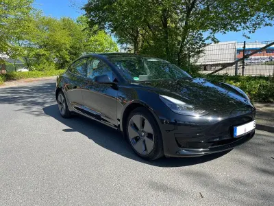 Gebraucht Tesla Model 3 RWD 208 kW (283 PS) 2023 Schwarz Limousine
