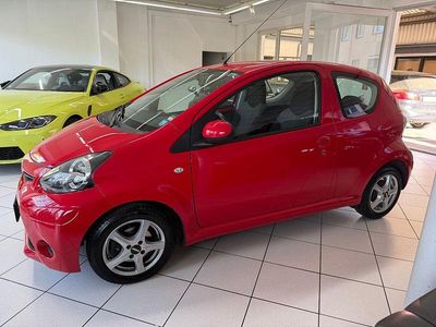 Usata Toyota Aygo Cool 68 CV (50 kW) 2012 Rosso Utilitaria