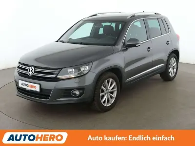 Gebraucht VW Tiguan LOUNGE 150 PS (110 kW) 2015 Grau SUV