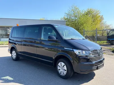 Używany VW Caravelle Comfortline 150 KM (110 kW) 2022 Czarny Van