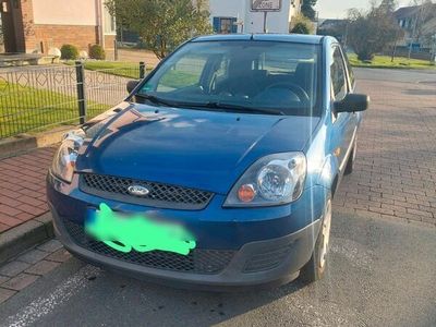 gebraucht Ford Fiesta 1,3 Benziner TÜV 02/25