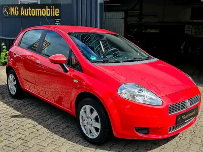 Gebraucht Fiat Grande Punto Dynamic 77 PS (56 kW) 2009 Rot exot./action Kleinwagen