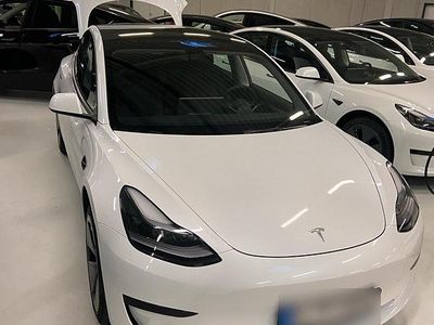 Gebraucht Tesla Model 3 RWD 239 kW (325 PS) 2022 Weiß Limousine