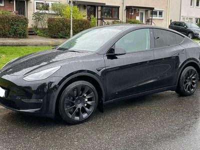 Schwarz Gebraucht 2022 Tesla Model Y SUV | 40.400 € (Teuer)